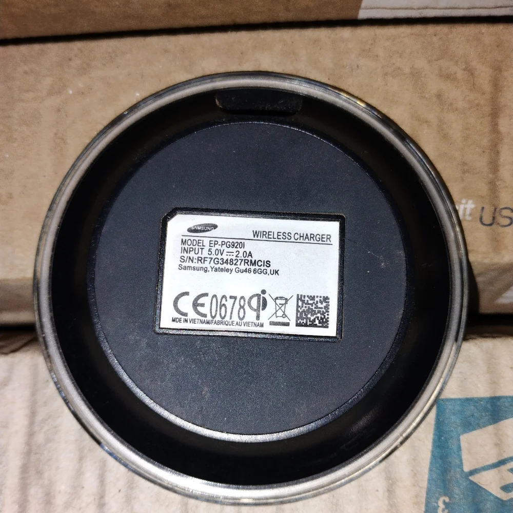 Samsung Galaxy Wireless Charging Dock Charger